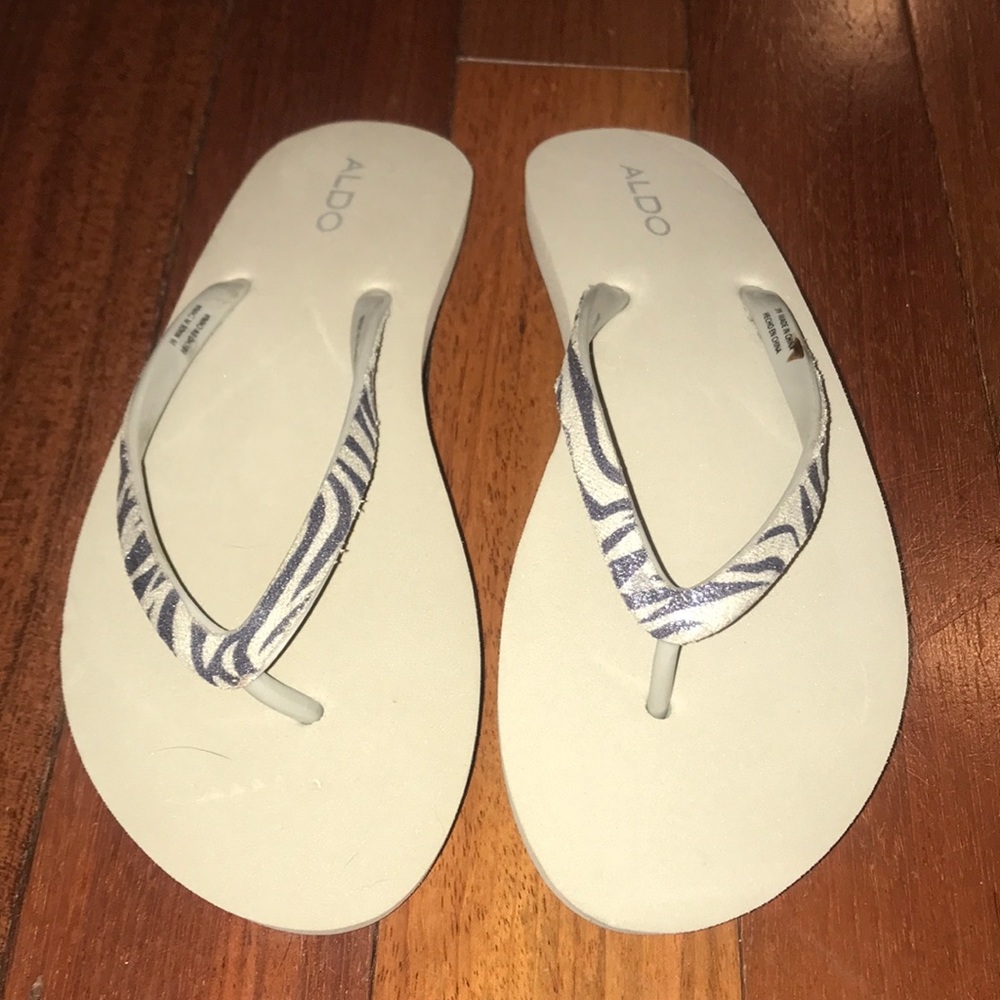 ALDO Zebra flip flops! NEW!